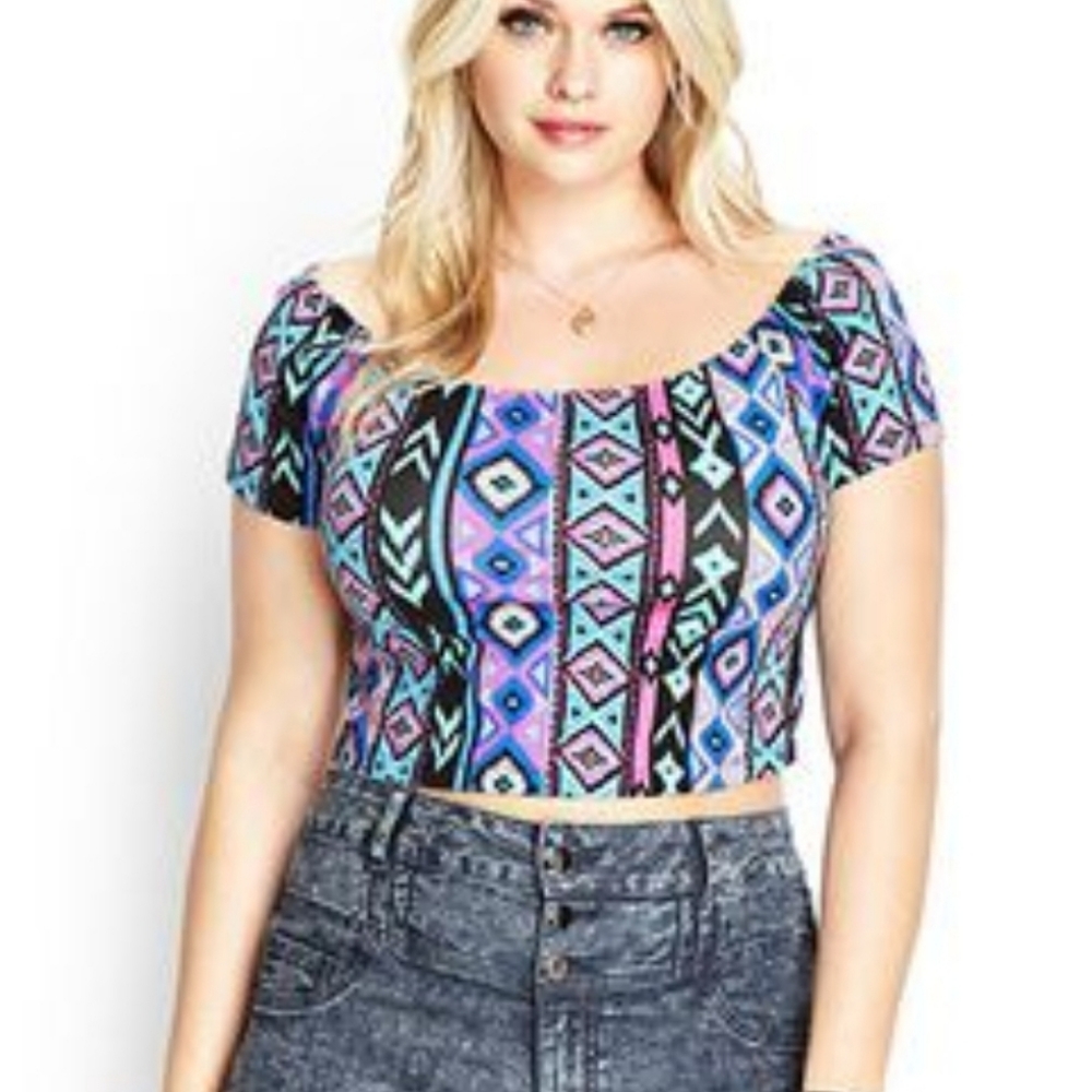 Plus size crop top